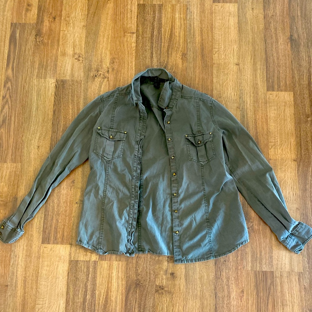 Army green jacket size M